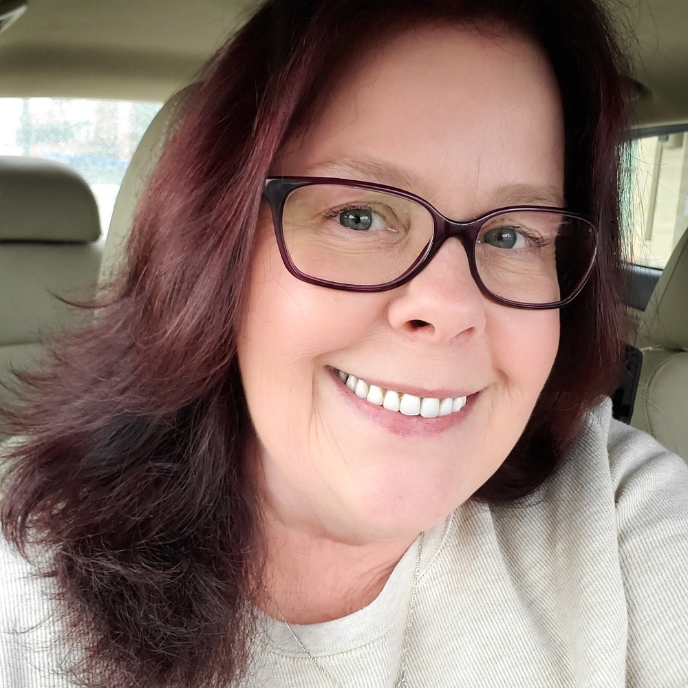 Meet your Posher, Linda